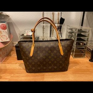 Louis Vuitton Raspail PM